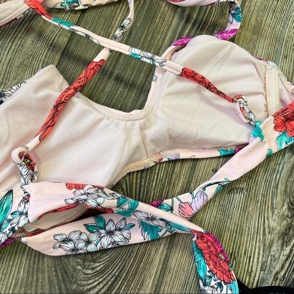 2 Bikinis Small Pink Floral Gingham Xhilaration Mossimo Kona Sol - Picture 6 of 9